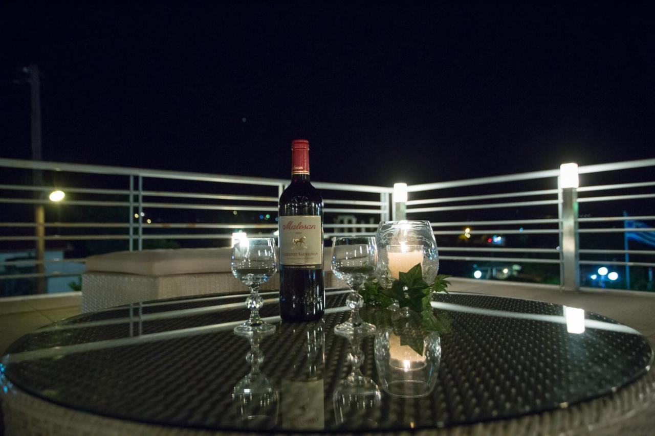 Apollonio Upper View Suites Corinth エクステリア 写真